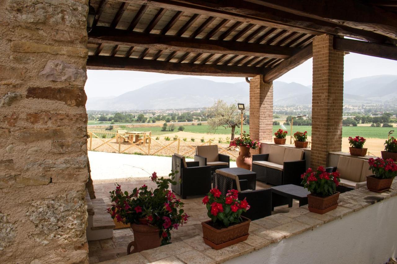 Casale San Sabino Hotel Spoleto Bagian luar foto
