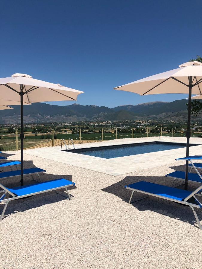 Casale San Sabino Hotel Spoleto Bagian luar foto