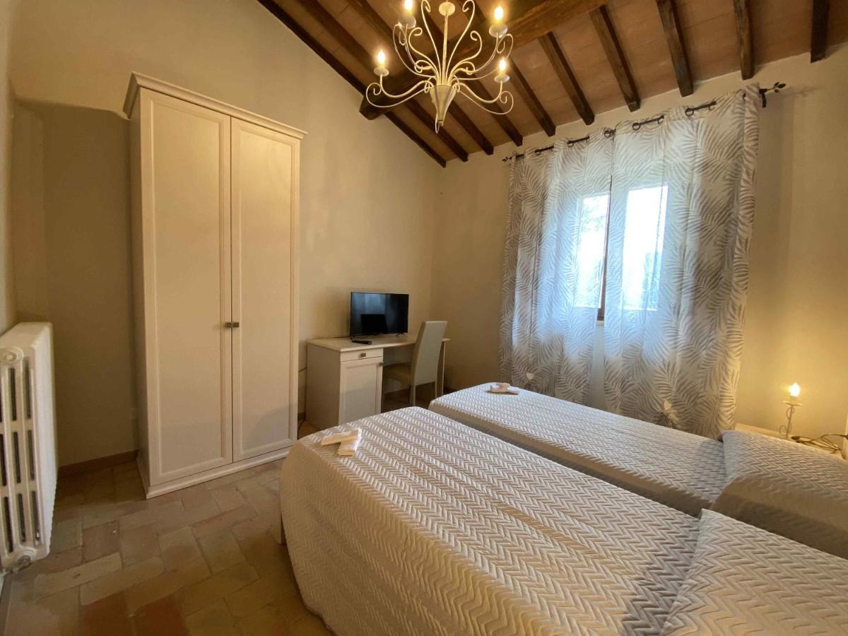 Casale San Sabino Hotel Spoleto Bagian luar foto